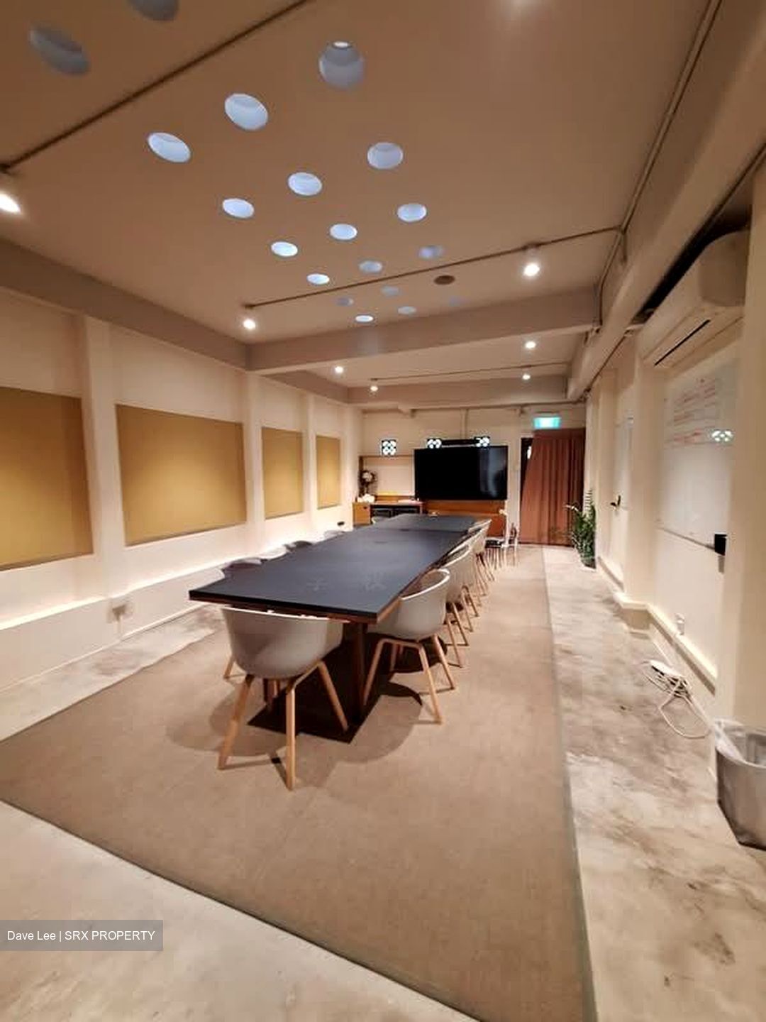 Craig Place (D2), Office #546422591